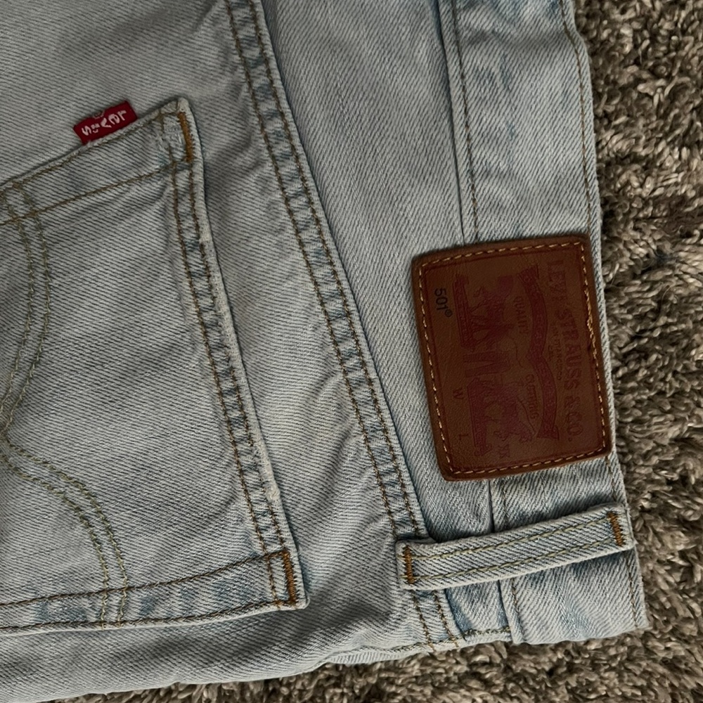 Used/Nice Condition, Multiple Buttons(Some Hidden… - image 2